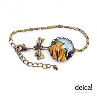 Pulseira-con-lazo-e-peche-axustable-ilustrada-co-debuxo-vacas