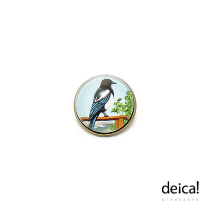 Broche-redondo-pequeno-ilustrados-co-debuxo-pega